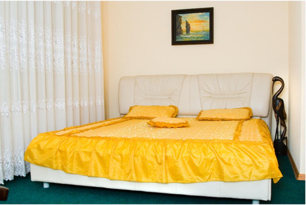Oasis Hotel Odesa Cameră foto